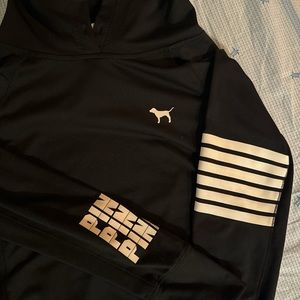 🐧victorias secret PINK hoodie